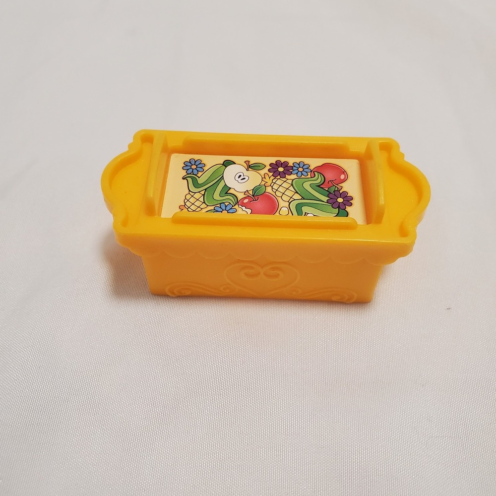 Fisher-Price Little People Klip Klop Crate Horse Feeding Trough Yellow Belle
